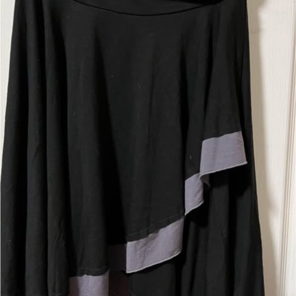 Black and Gray Midi A-Line Skirt with Asymmetrical High-Low Design